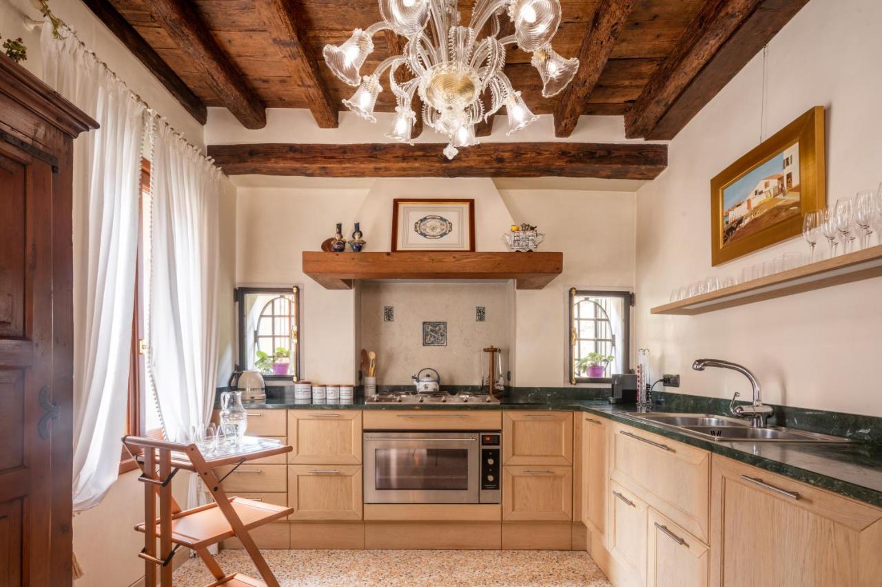 Garden Mansion With Private Mooring R&R Veneza Exterior foto