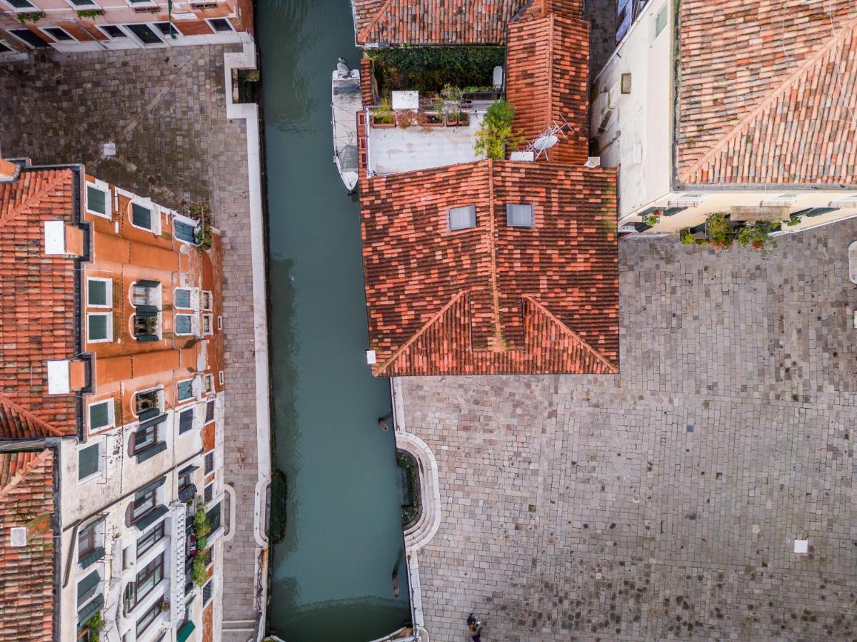 Garden Mansion With Private Mooring R&R Veneza Exterior foto