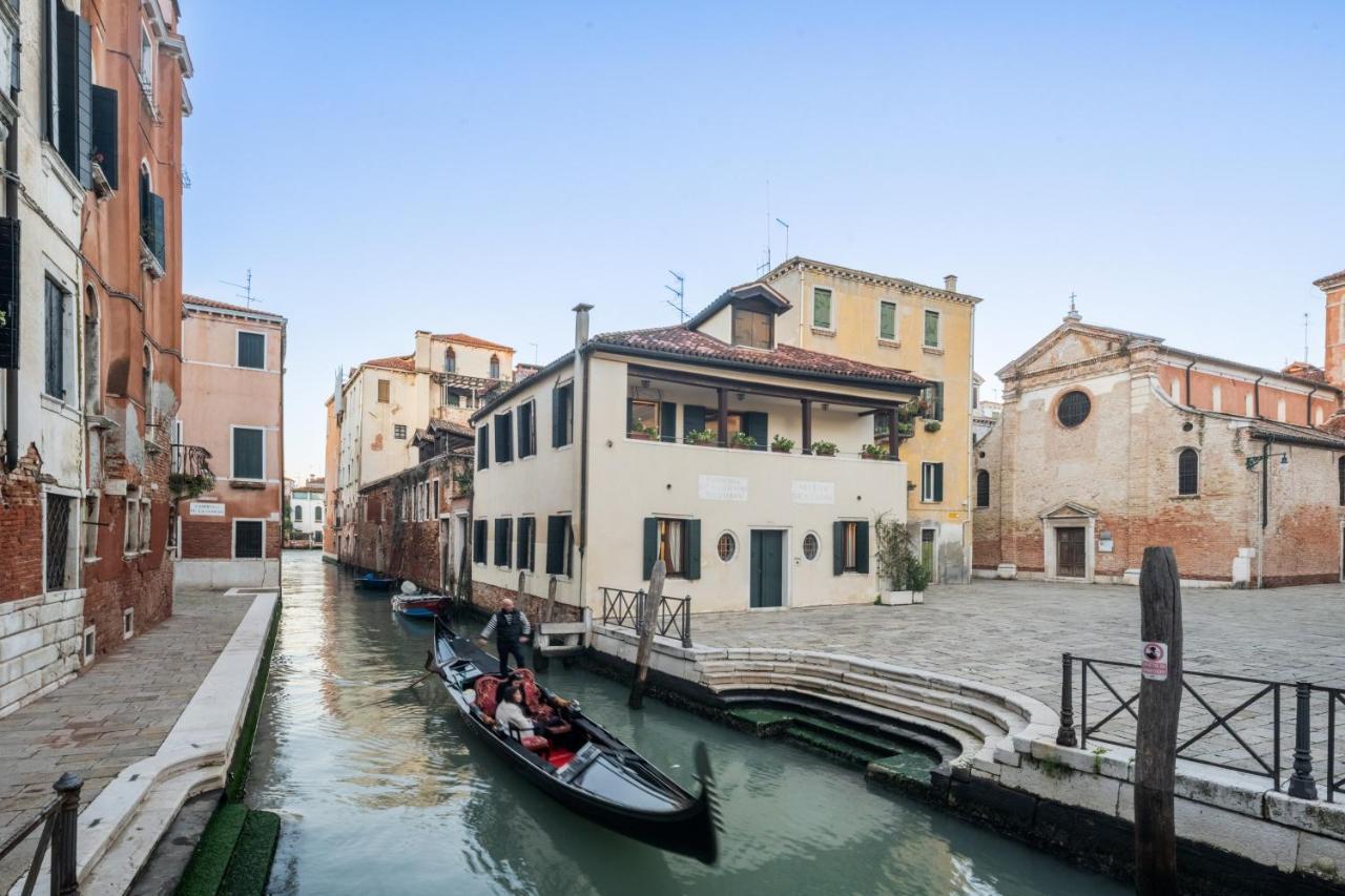 Garden Mansion With Private Mooring R&R Veneza Exterior foto